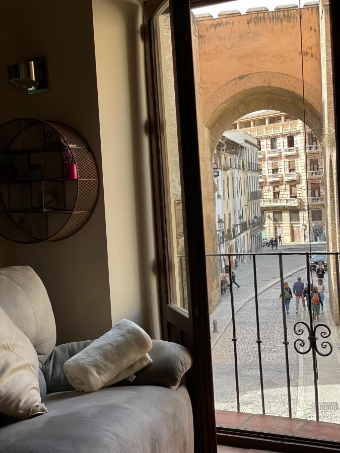 Appartement Sleep In Historic Puerta Elvira à Grenade Extérieur photo