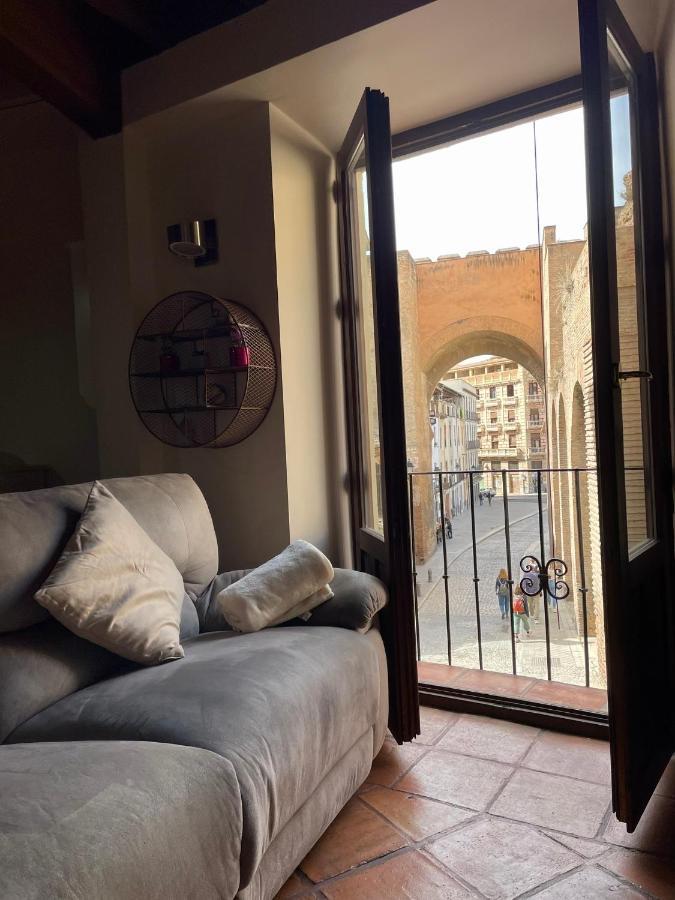 Appartement Sleep In Historic Puerta Elvira à Grenade Extérieur photo